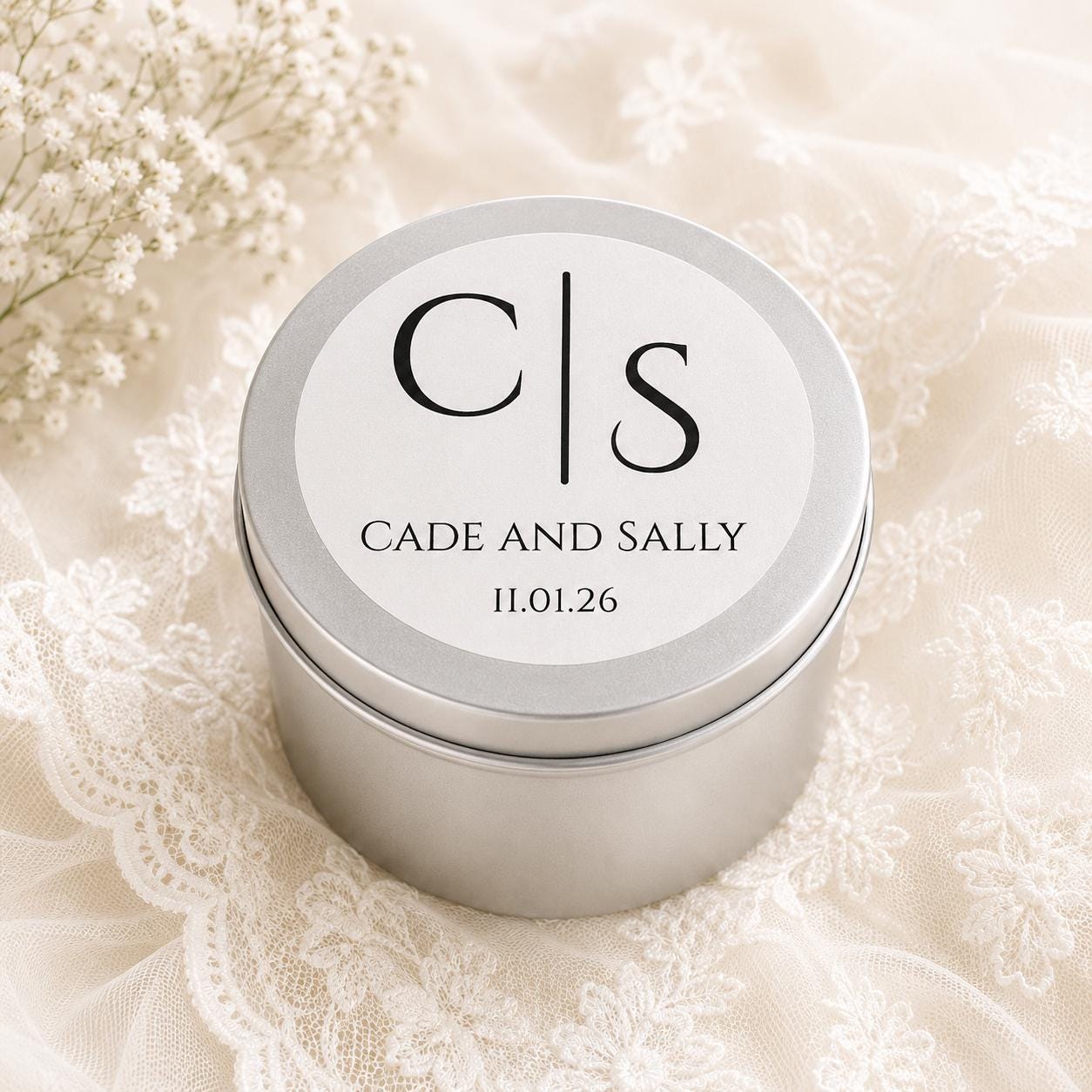 Giftable hand-poured candles representing the Gifts collection